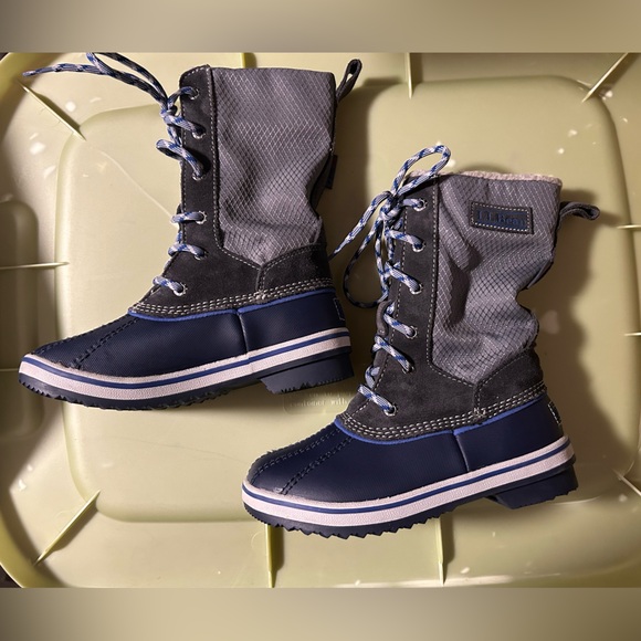 L.L. Bean boots - Picture 2 of 10